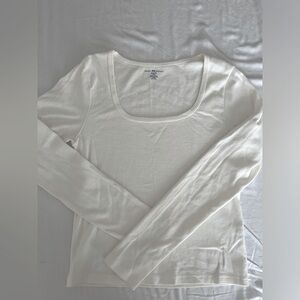 Brandy Melville Long Sleeve Tee